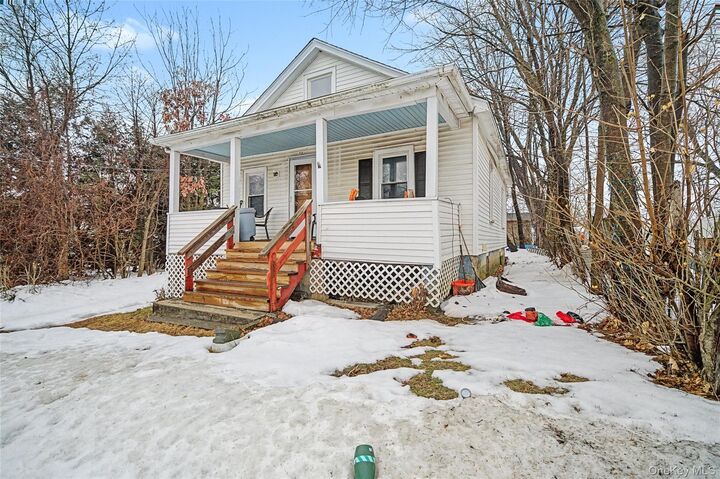 Property Photo:  32 Blanche Avenue  NY 12553 