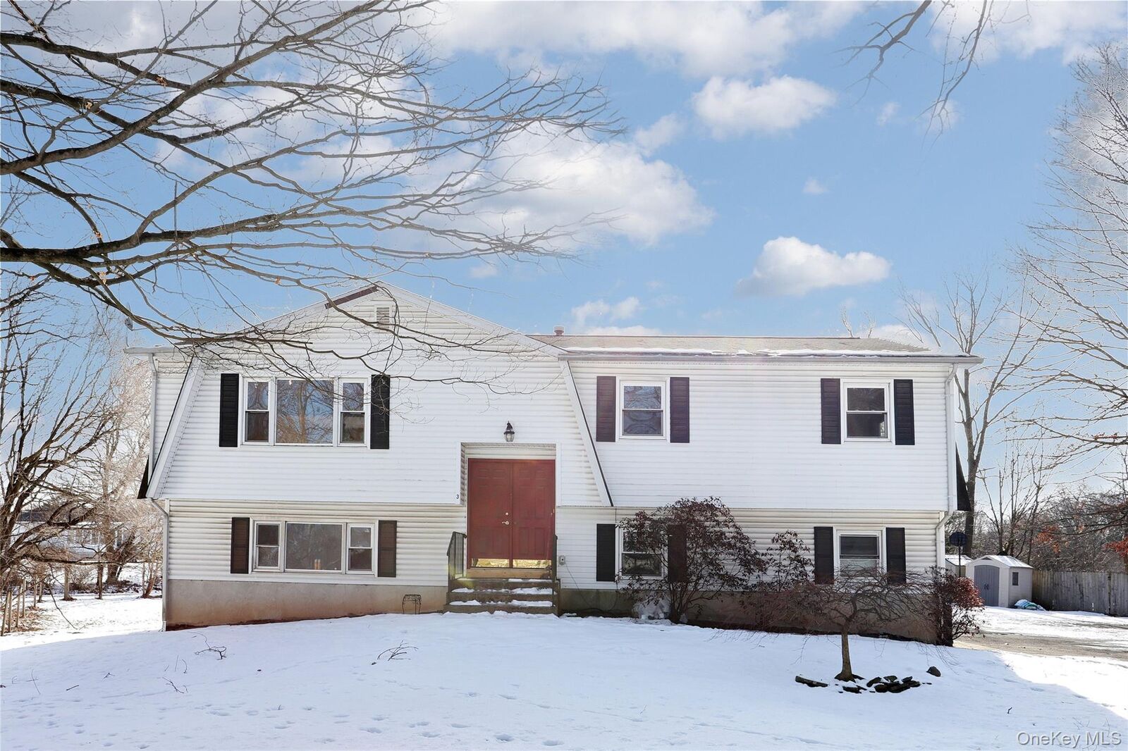 Property Photo:  3 Brettmann Circle  NY 10956 