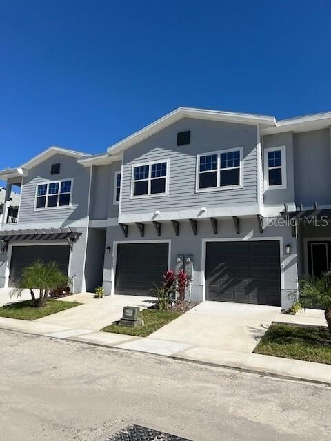 Property Photo:  5723 Desert Rose Place  FL 33615 