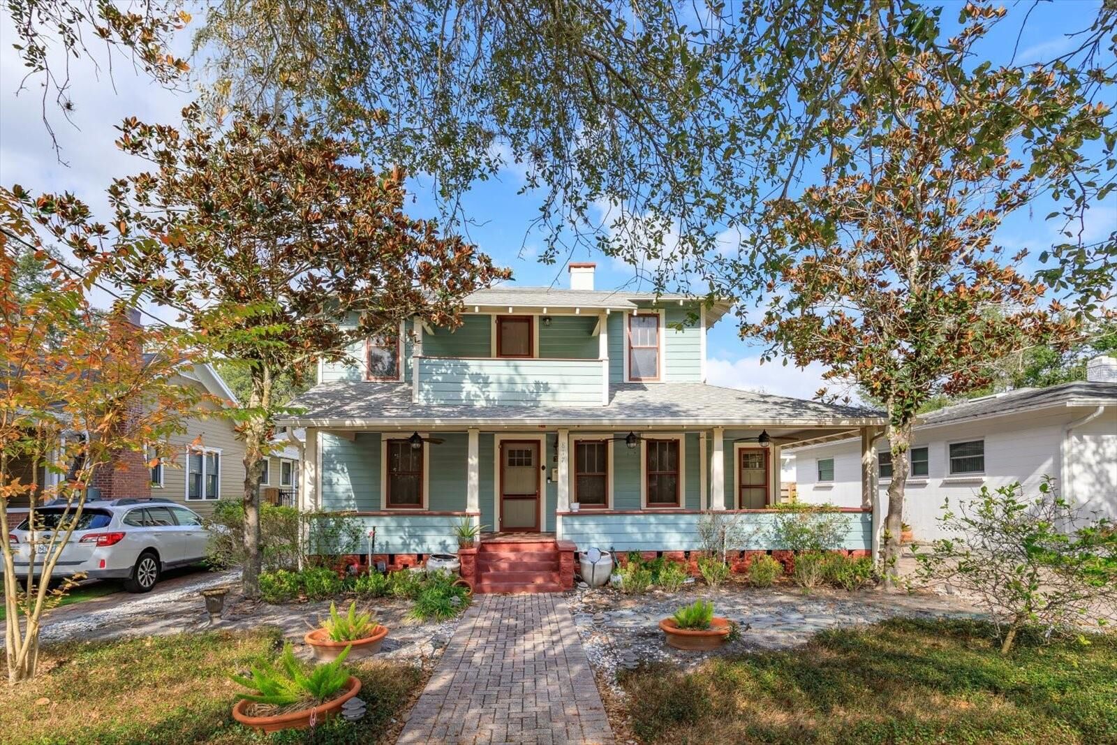 Property Photo:  817 Livingston Street  FL 32803 