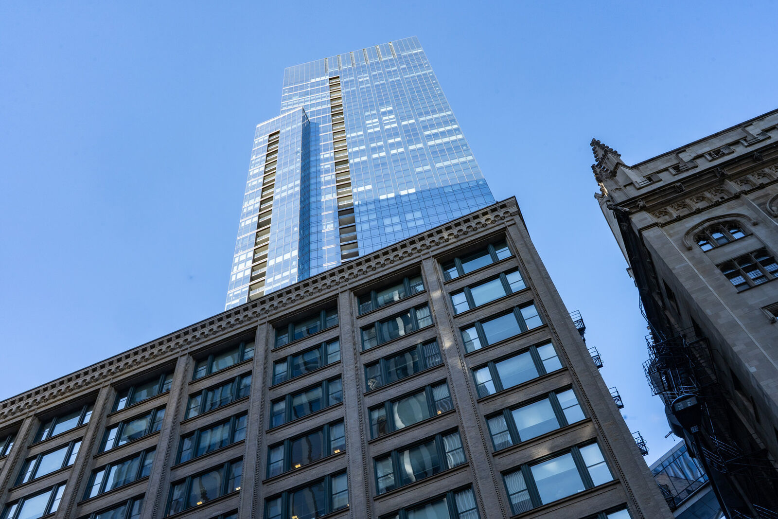 Property Photo:  60 E Monroe Street 4906  IL 60603 