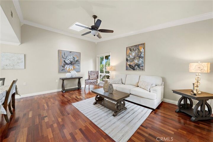 Property Photo:  592 Avenida Majorca  CA 92637 