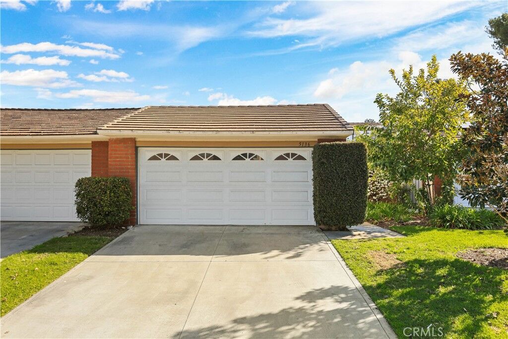 Property Photo: 5136 Thorn Tree Lane CA 92612
