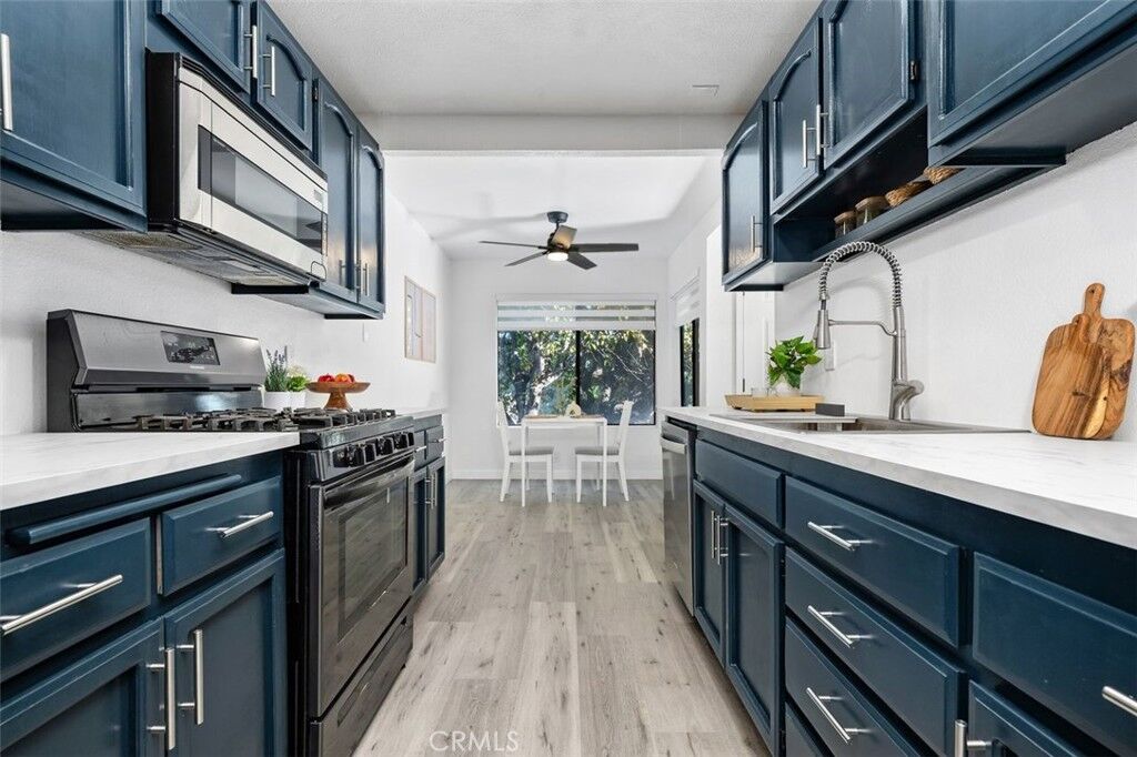 Property Photo: 20553 S Vermont Avenue 6 CA 90502