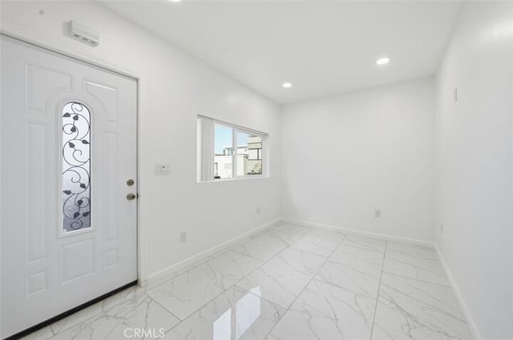 Property Photo:  220 39th A  CA 90266 