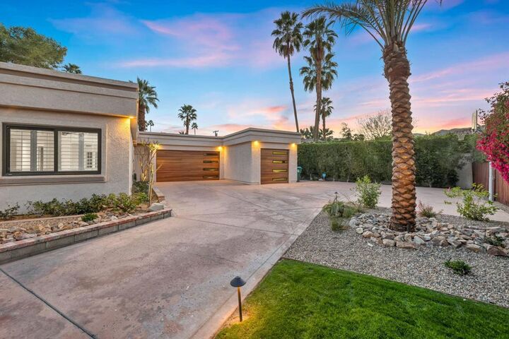 Property Photo:  74075 Covered Wagon Trail  CA 92260 