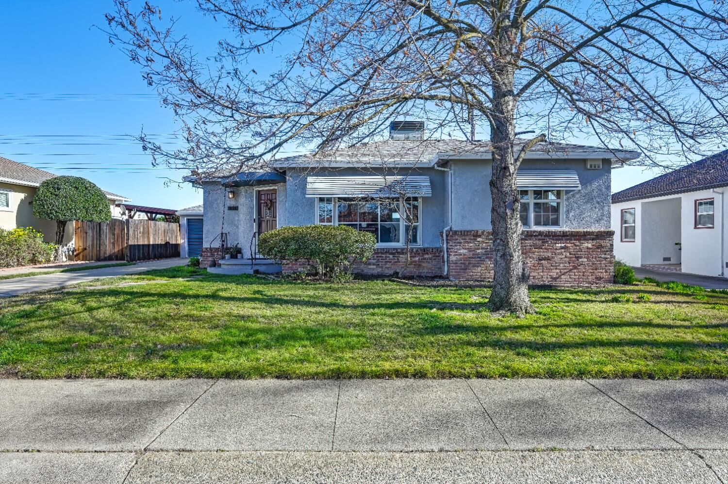 Property Photo:  1609 55th Street  CA 95819 