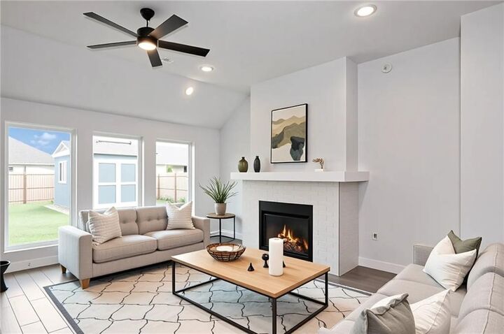 Property Photo:  260 S Maroon Avenue  AR 72704 