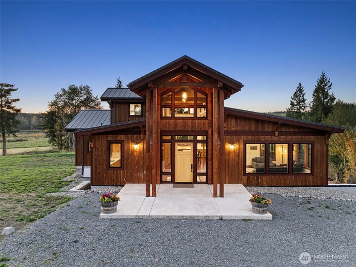 Property Photo: 42524 Dean Kreger Rd E WA 98328