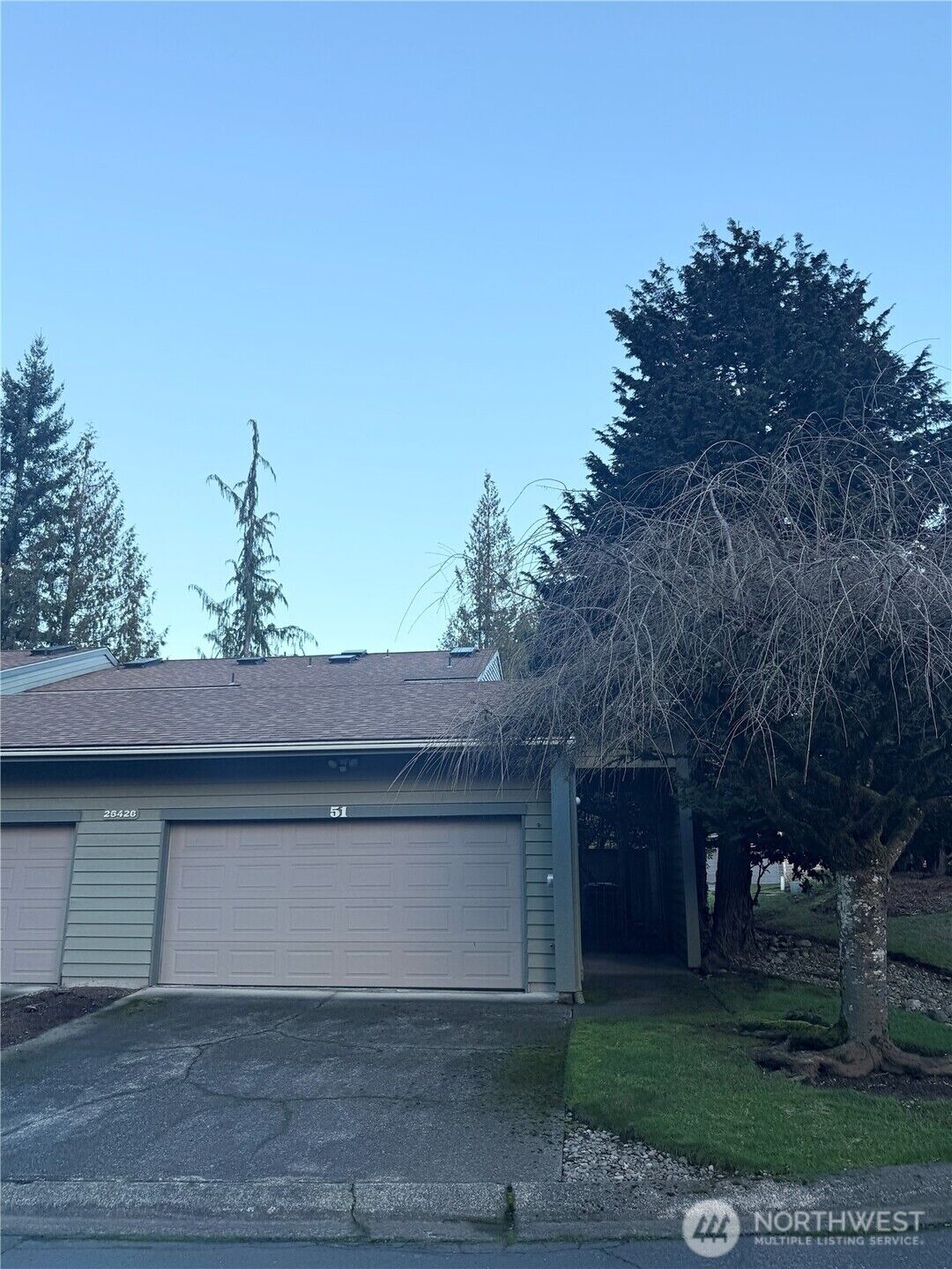 Property Photo: 25426 213th Avenue SE 51 WA 98038
