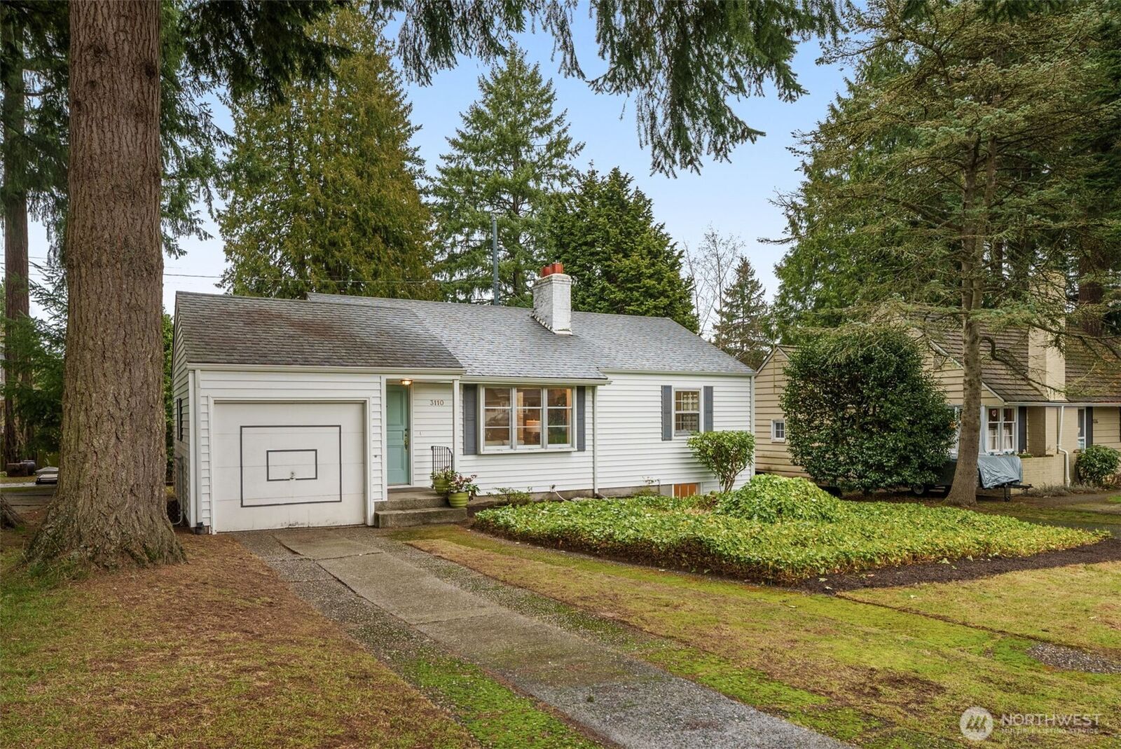 Property Photo:  3110 NE 84th Street  WA 98115 