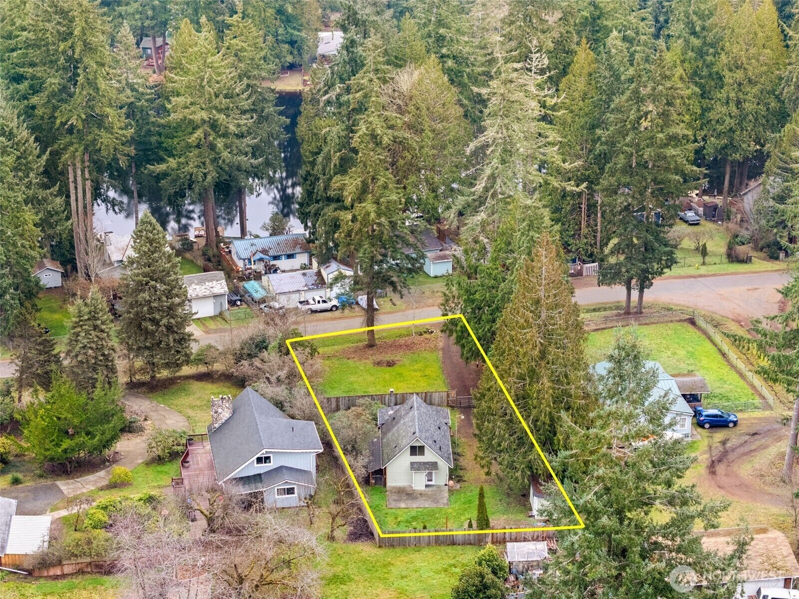 Property Photo:  371 E Lakeshore Drive W  WA 98584 