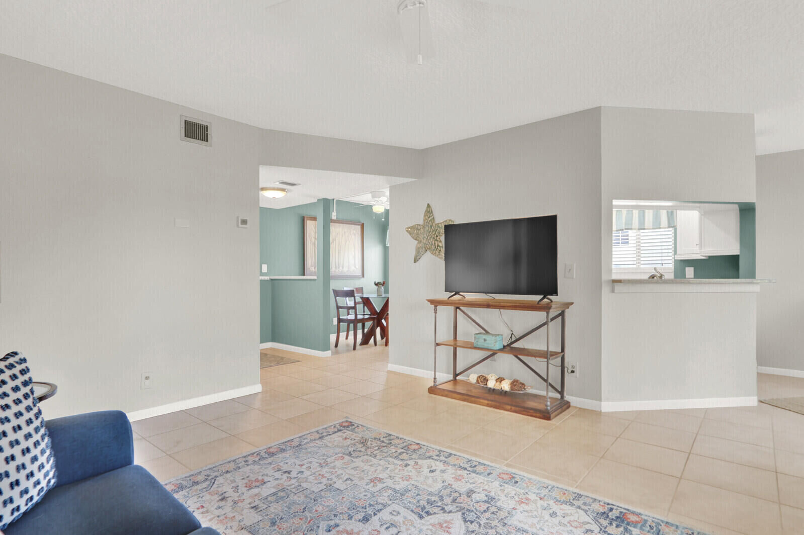 Property Photo:  6531 Chasewood Drive D  FL 33458 