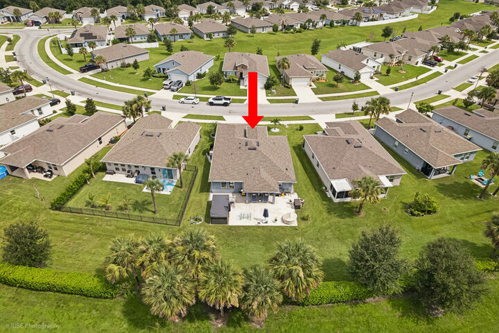 Property Photo: 3838 Lancove Way FL 34981