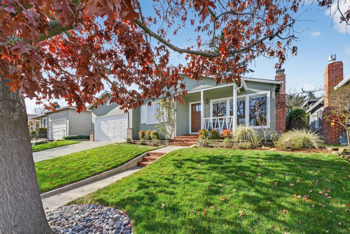 Property Photo:  2234 Roosevelt Avenue  CA 94061 