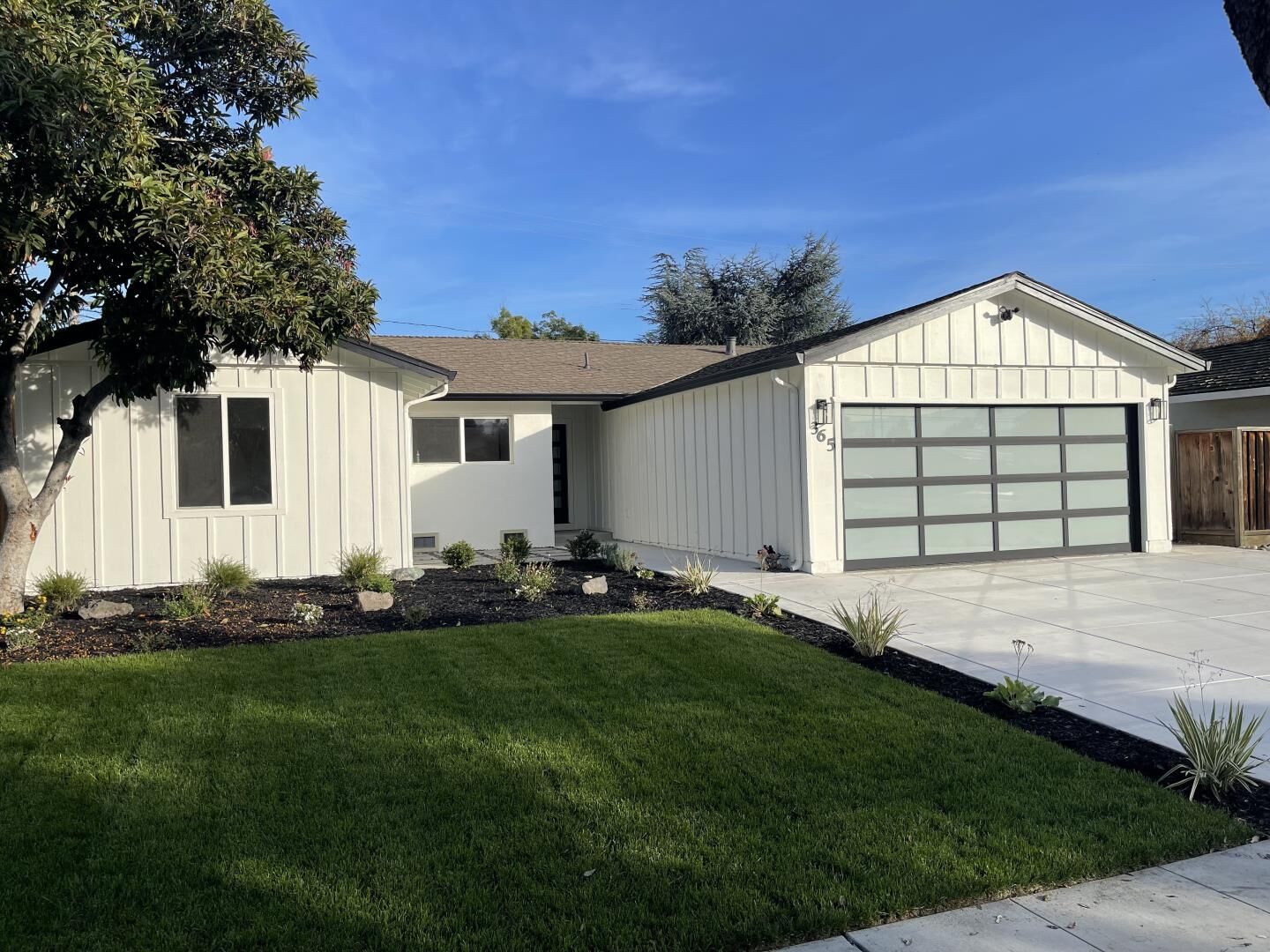 Property Photo:  365 Bay Street  CA 95123 