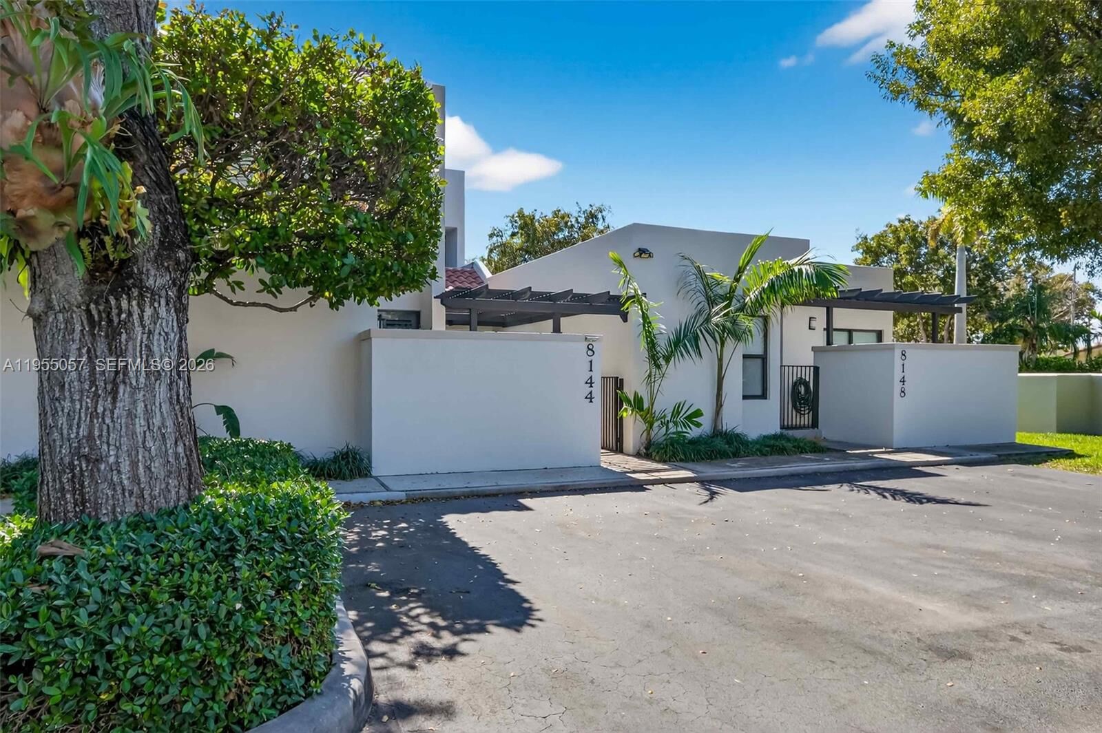 Property Photo:  8144 SW 86th Ter  FL 33143 