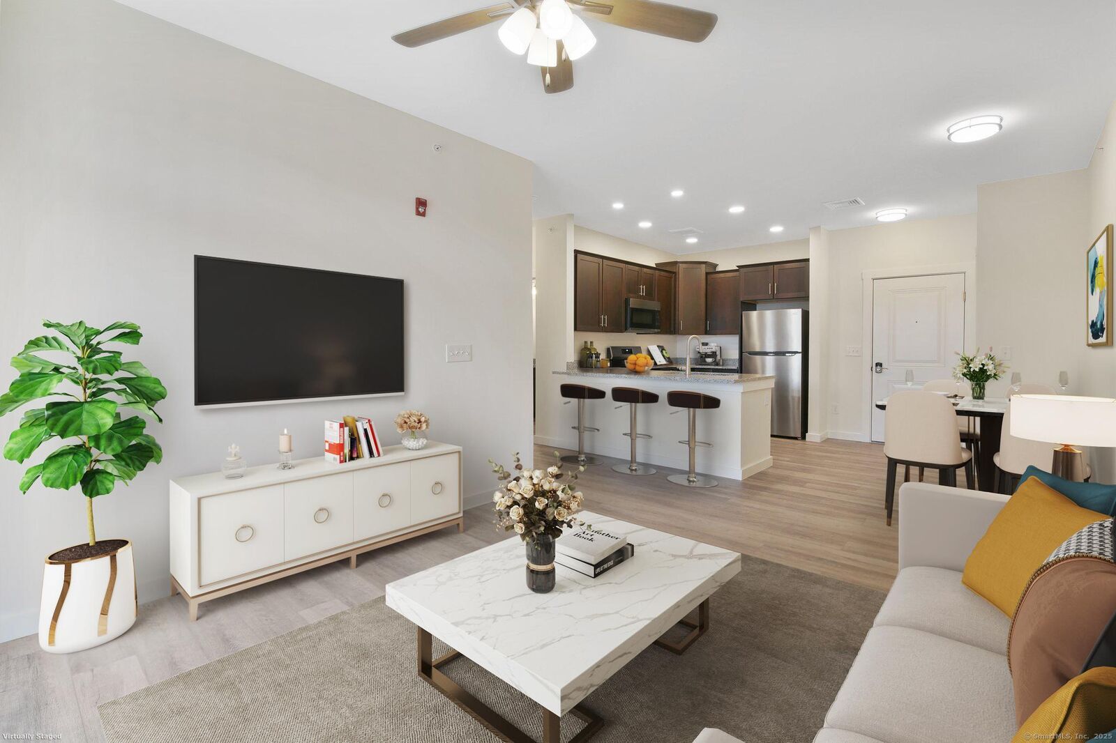 Property Photo:  280 Salmon Brook Street 4308  CT 06035 