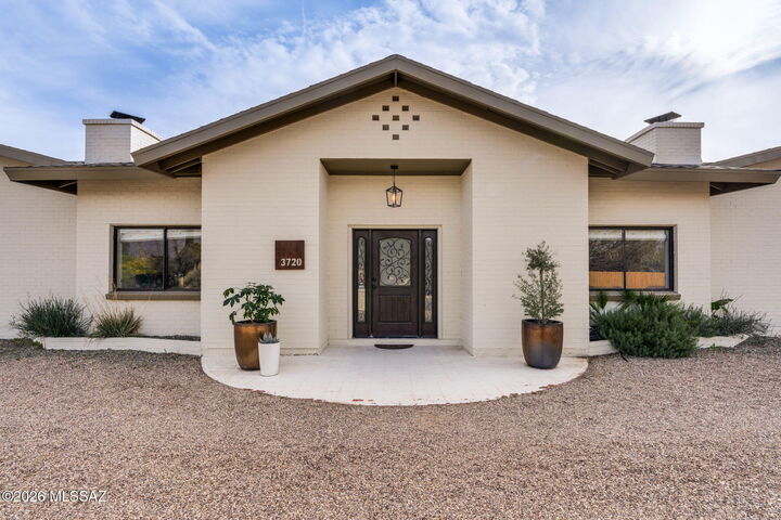 Property Photo: 3720 N Tucson Boulevard AZ 85716