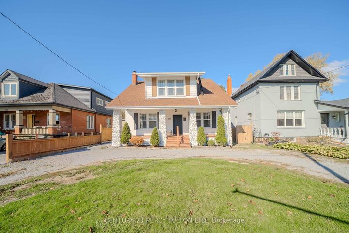 Photo de la propriété:  296 King Street E  ON L1H 1C8 