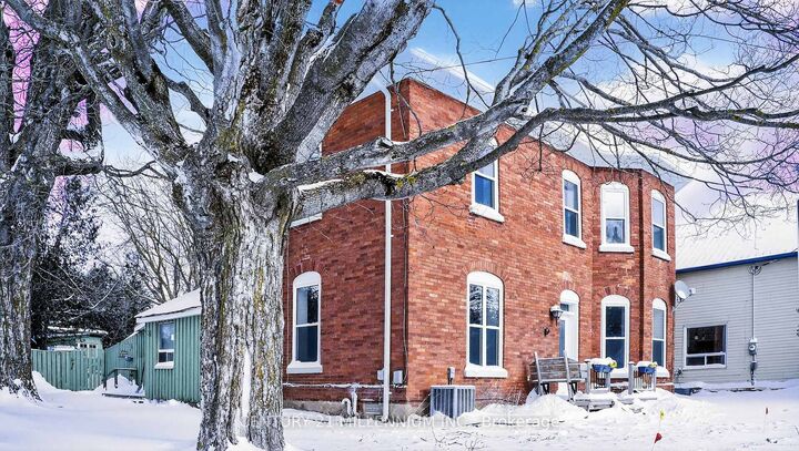 Property Photo:  154 Main Street W  ON L9V 2X8 