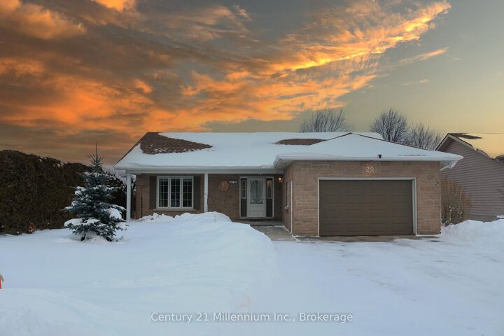 Property Photo:  29 Ridge Creek Drive  ON N4L 1L7 