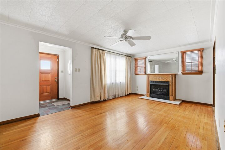 Property Photo:  153 Pleasant Hills Blvd  PA 15236 