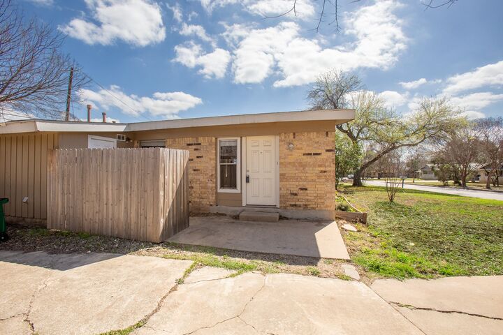 Property Photo:  2710 Saint Edwards Circle A  TX 78704 