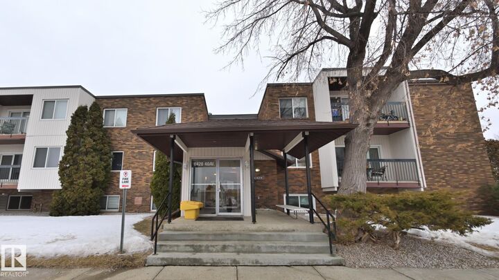 Property Photo: 11420 40 Avenue NW 303 AB T6J 0R5