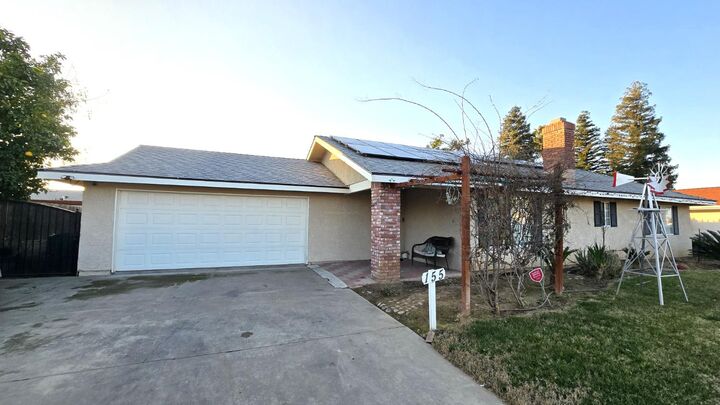 Property Photo:  155 N Haney Avenue  CA 93654 