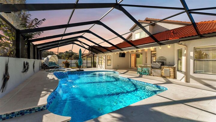 Property Photo:  3939 Sunset Lake Drive  FL 33810 