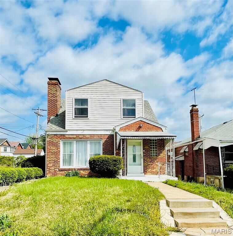 Property Photo:  1439 McLaran Avenue  MO 63147 