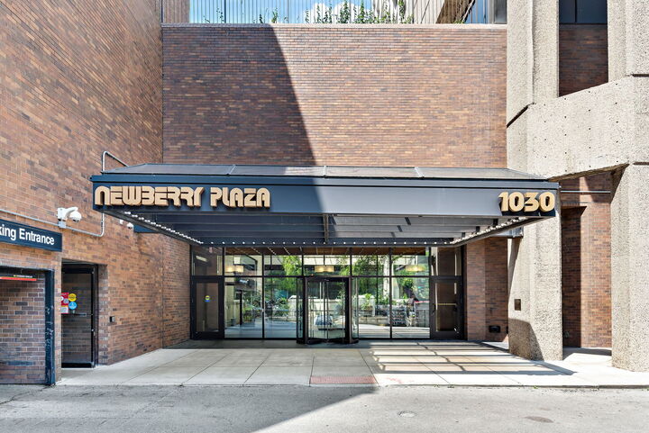 Property Photo:  1030 N State Street 17K  IL 60610 