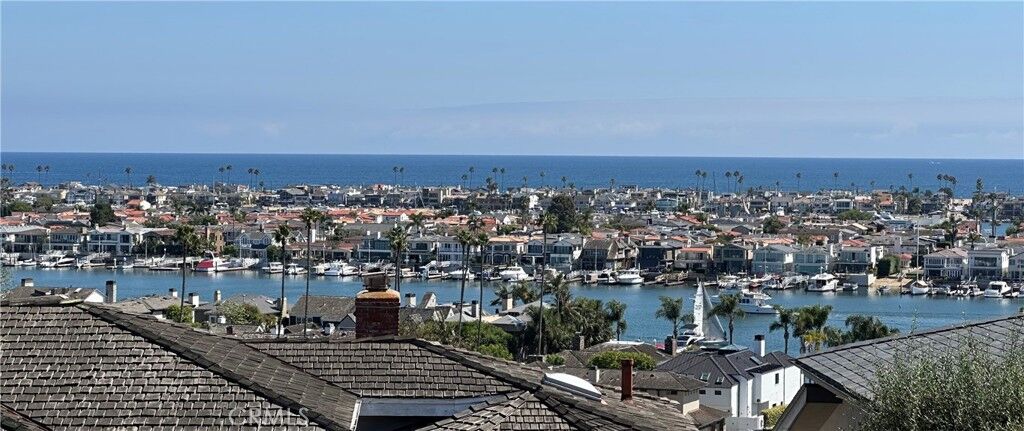 Property Photo:  900 Kings Road  CA 92663 