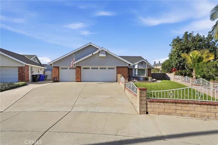 Property Photo: 1103 E Deerfield Street CA 91761