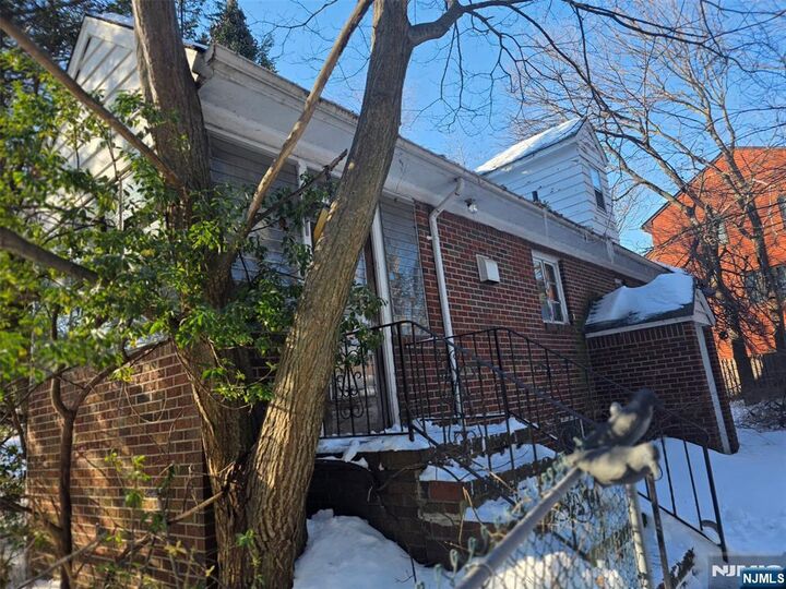 Property Photo: 21 Sampson Street NJ 07663