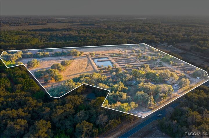 Property Photo: 6966 E Turner Camp Road FL 34453