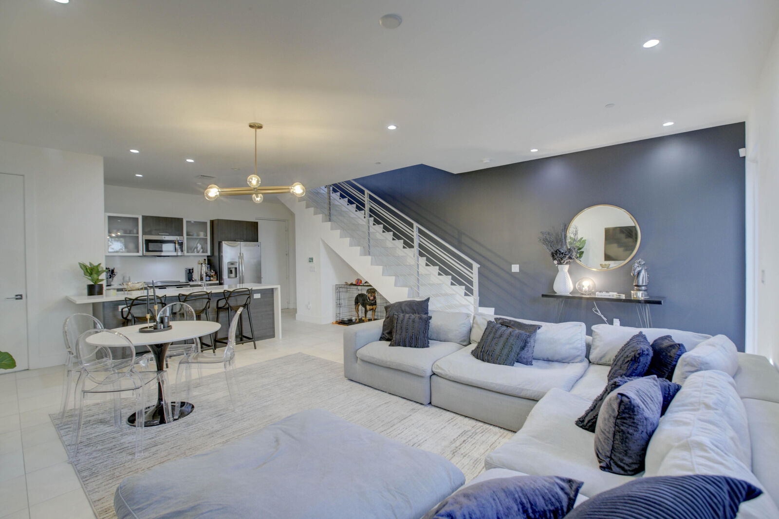 Property Photo:  1045 NE 18th Avenue 106  FL 33304 