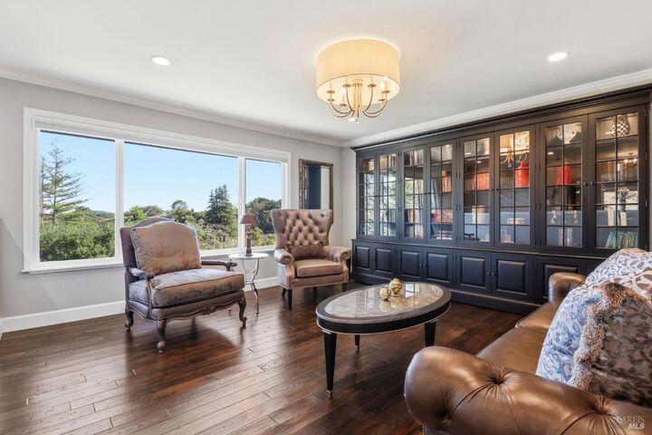 Property Photo:  55 San Joaquin Place  CA 94947 