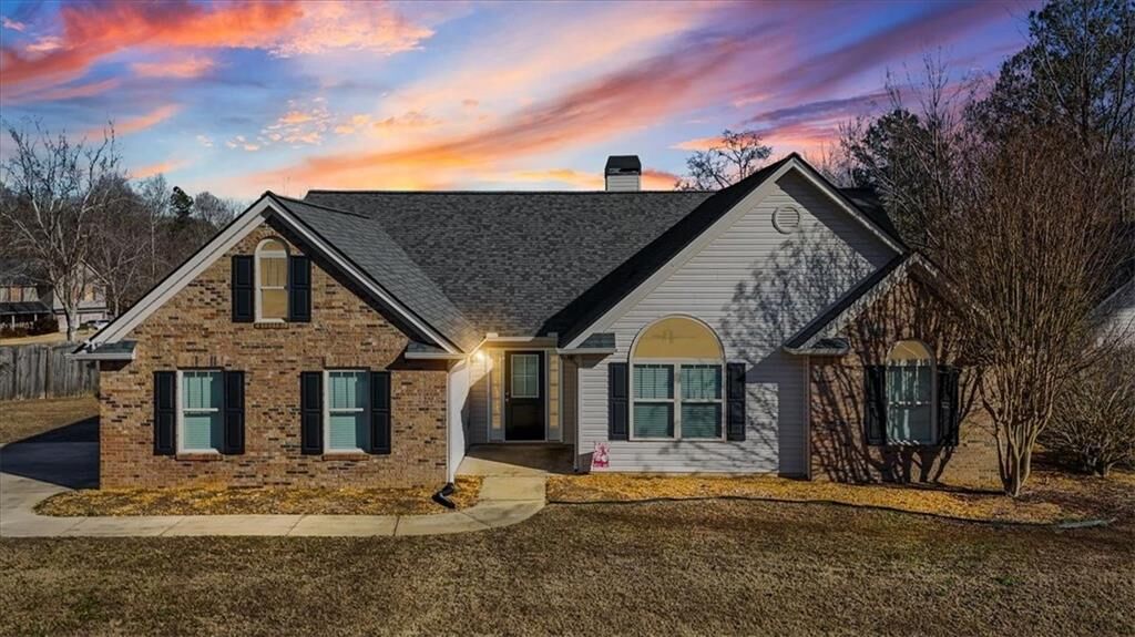 Property Photo:  200 Bear Lane  GA 30179 