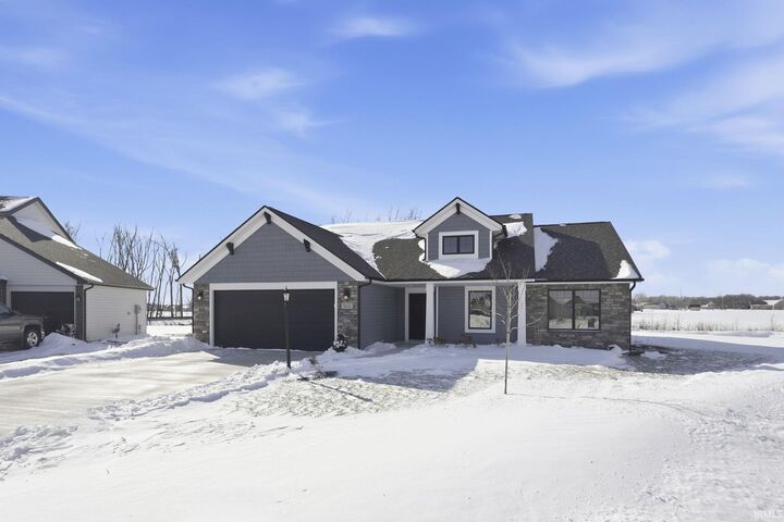 Property Photo: 802 Lagonda Trail IN 46818