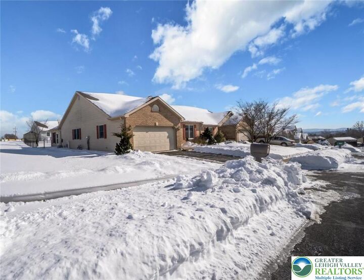 Property Photo: 3077 Kennedy Drive PA 18067