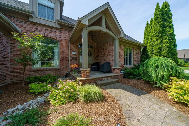 Property Photo:  2091 Valleyrun Boulevard  ON N6G 5M7 