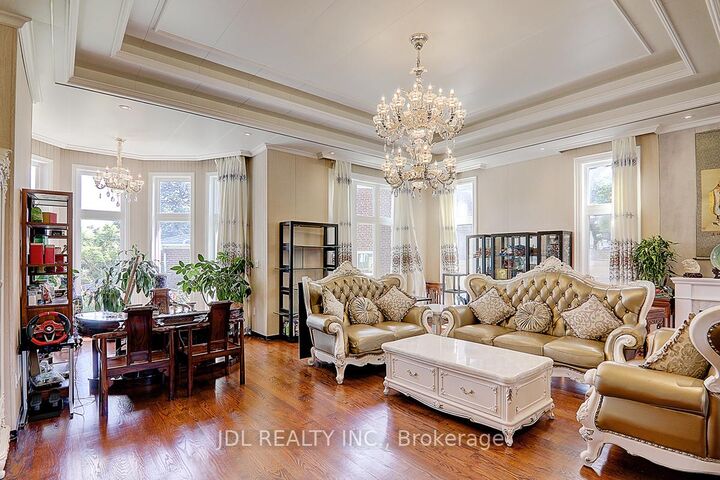 Property Photo:  80 Broomfield Drive  ON M1S 2W1 