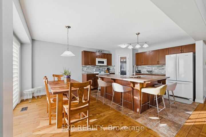 Property Photo: 23 Doon Creek Street ON N2R 0B4