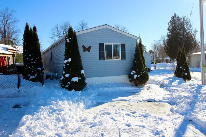 Property Photo: 6 Olympia Avenue ON N0B 2J0