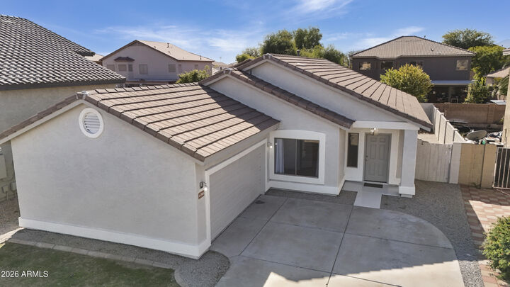 Property Photo: 7945 W Chickasaw Street AZ 85043