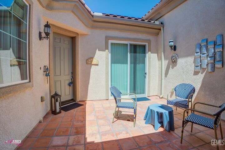 Property Photo:  6100 Lassen Ridge Road  CA 93306 