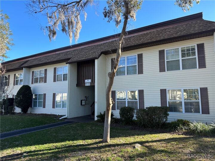 Property Photo: 2400 Forest Drive 227 FL 34453