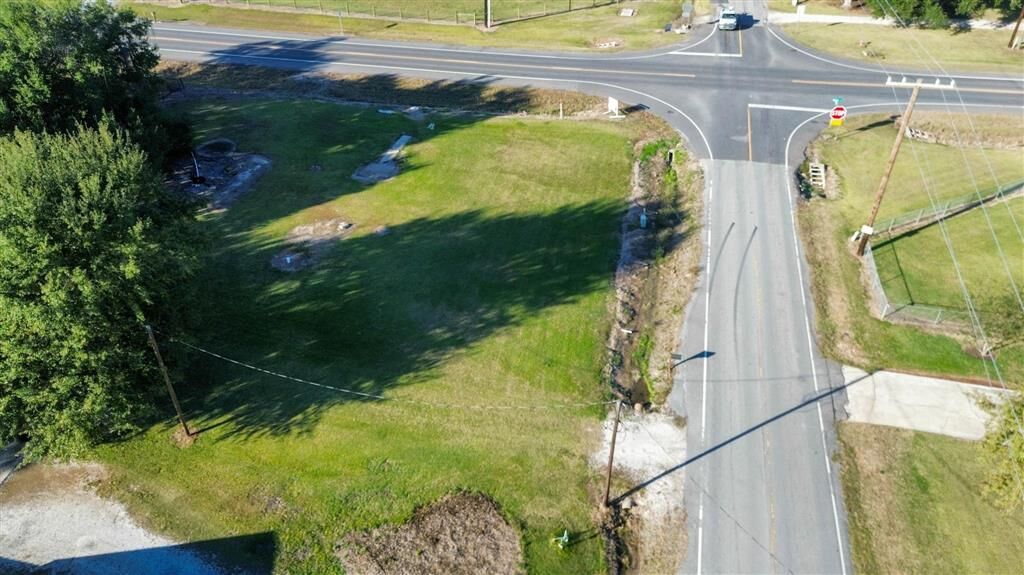 Property Photo:  4516 Carlyss Drive  LA 70665 